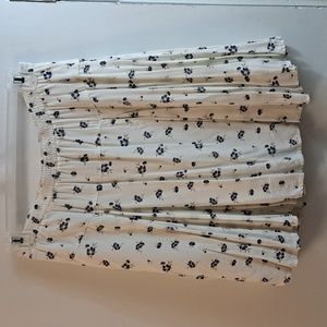 Old Navy cream and blue flower skirt size medium